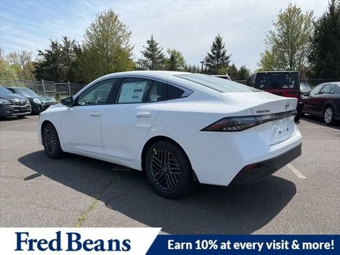 New 2026 Nissan Sentra SV w/ SV Convenience Package FWD image 5