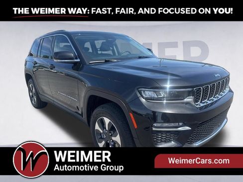 Used 2024 Jeep Grand Cherokee Limited 4xe AWD/4WD image 3