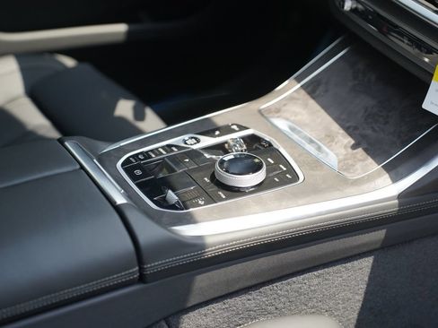 New 2027 BMW X7 M60i AWD/4WD image 18