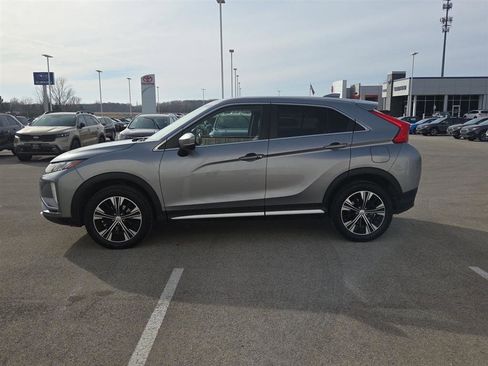 Used 2019 Mitsubishi Eclipse Cross SE image 12