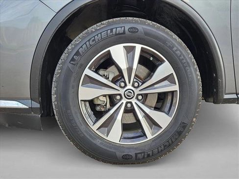 Used 2020 Nissan Murano SV image 23