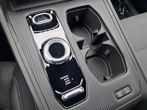 New 2026 Jeep Cherokee Laredo AWD/4WD image 22