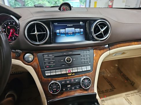 Used 2018 Mercedes-Benz SL 450 image 14