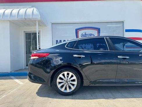 Used 2016 Kia Optima EX FWD image 20