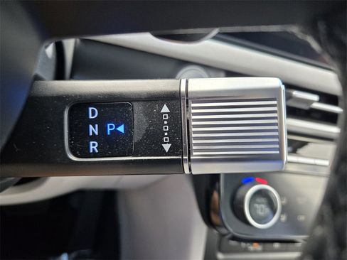 Certified 2025 Hyundai Tucson Limited image 19