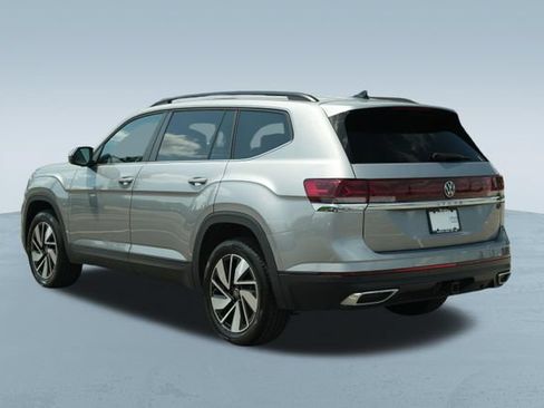 Used 2025 Volkswagen Atlas SE FWD image 6