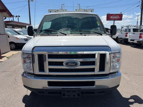 Used 2019 Ford E-350 and Econoline 350 Super Duty w/ Power Windows & Locks Group image 3