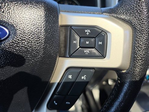 Used 2015 Ford F150 Lariat w/ Equipment Group 502A Luxury AWD/4WD image 45