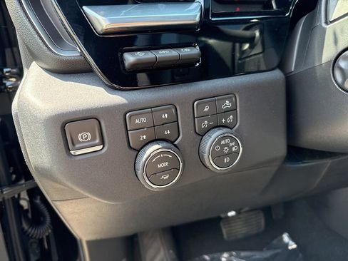 New 2026 Chevrolet Silverado 1500 High Country w/ Midnight Edition AWD/4WD image 24