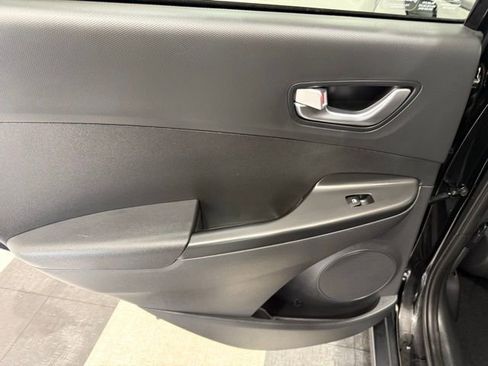 Used 2023 Hyundai Kona SE w/ Cargo Package image 16