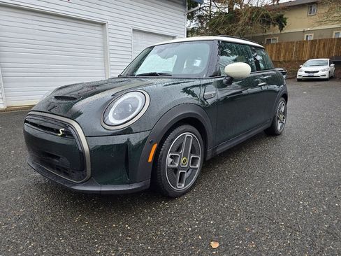 Used 2024 MINI Cooper SE w/ MINI Resolute Edition image 43