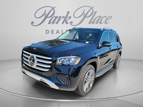 Certified 2026 Mercedes-Benz GLS 450 4MATIC image 1