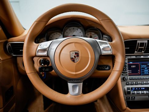 Used 2006 Porsche 911 Carrera S RWD image 10