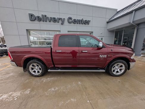 Used 2016 RAM 1500 Laramie w/ Convenience Group image 4