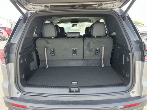 New 2025 GMC Acadia Elevation FWD image 26
