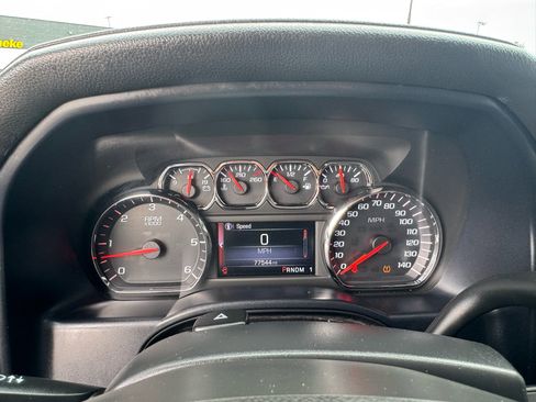 Used 2015 GMC Sierra 2500 SLE w/ SLE Preferred Package image 16