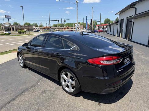 Used 2019 Ford Fusion S FWD image 3
