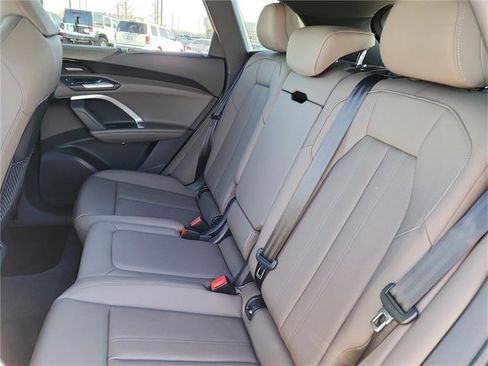 New 2025 Audi Q5 Premium Plus image 25