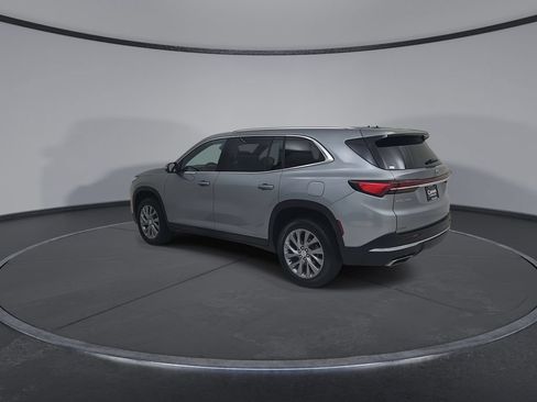 Used 2025 Buick Enclave Preferred FWD image 12