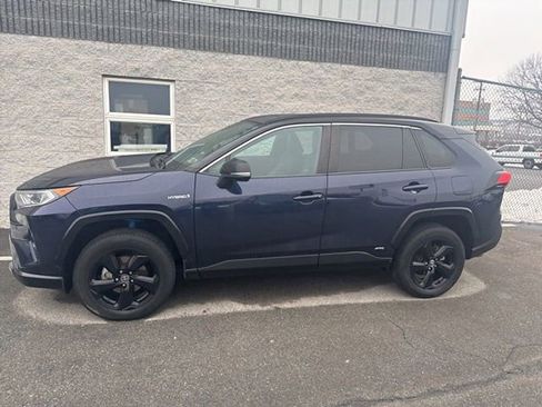 Used 2021 Toyota RAV4 XSE image 4
