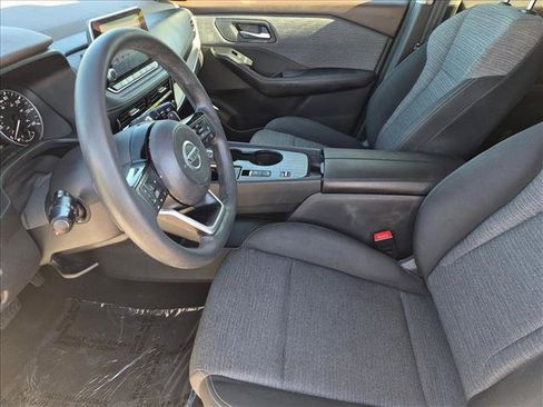 Used 2021 Nissan Rogue SV FWD image 15