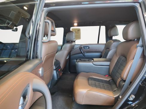Used 2020 Nissan Armada Platinum w/ Platinum Reserve Package RWD image 23