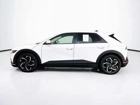 Used 2024 Hyundai Ioniq 5 SE AWD/4WD image 4