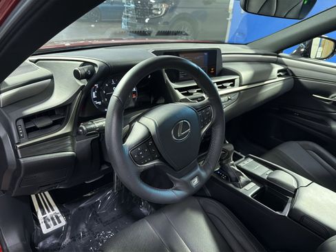 Used 2019 Lexus ES 350 F Sport w/ Accessory Package 2 FWD image 19