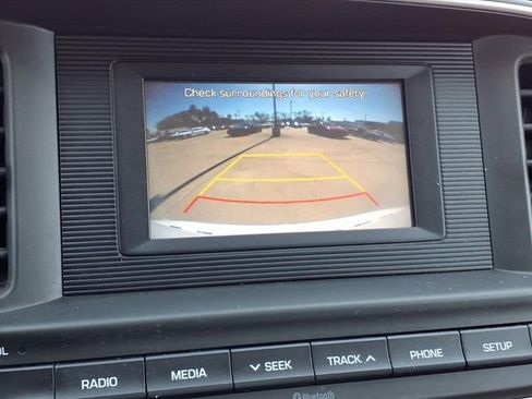 Used 2019 Hyundai Elantra SE image 26