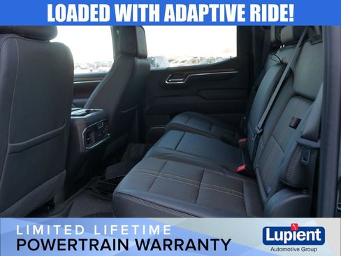 Used 2024 Chevrolet Silverado 1500 High Country w/ High Country Premium Package AWD/4WD image 15