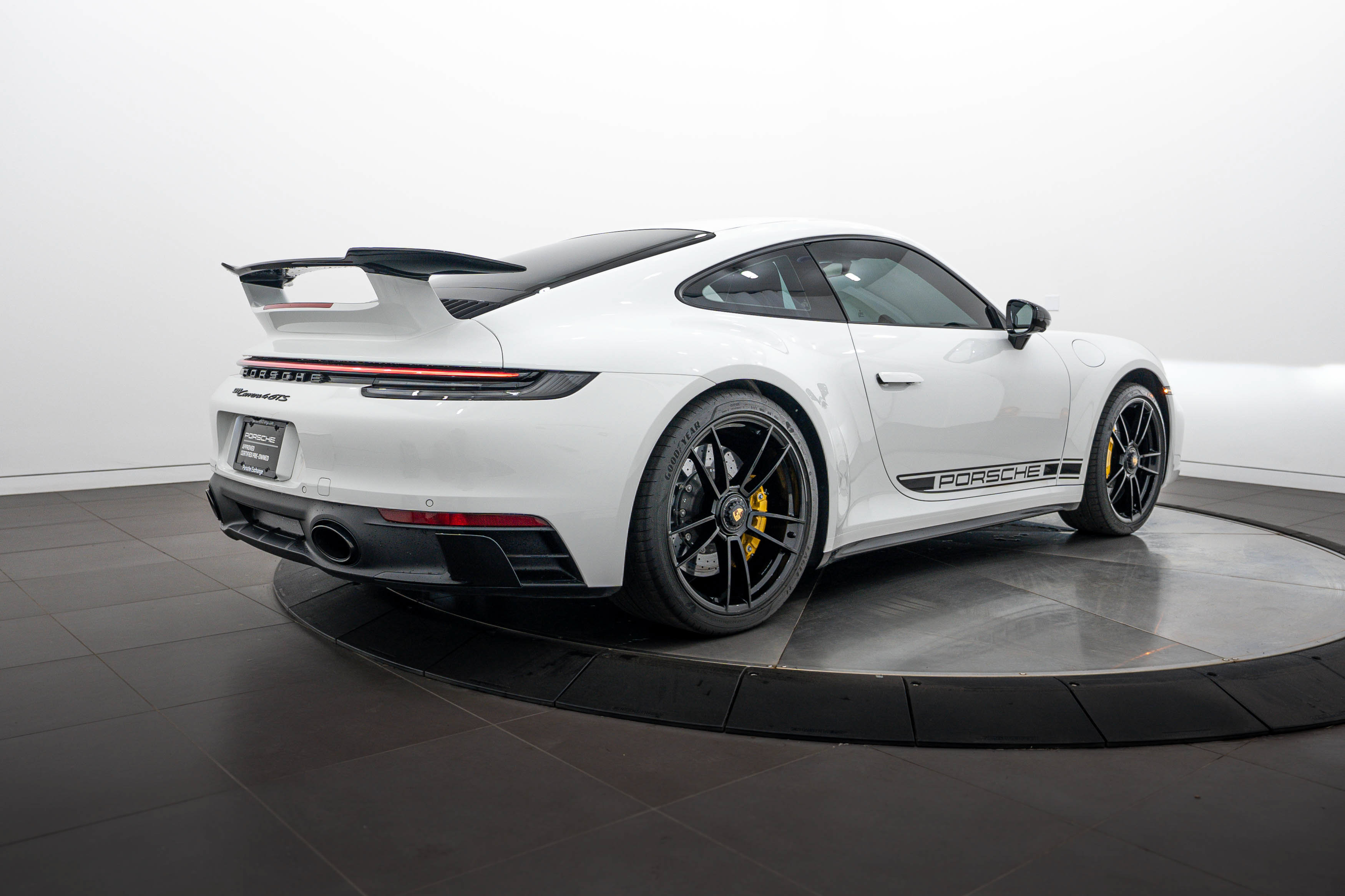 Certified 2024 Porsche 911 Carrera 4 GTS AWD/4WD image 7