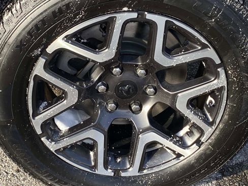 Certified 2025 RAM 1500 Laramie image 24