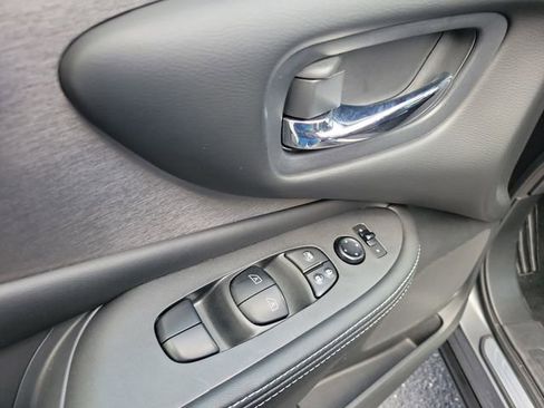 Certified 2022 Nissan Murano S image 26