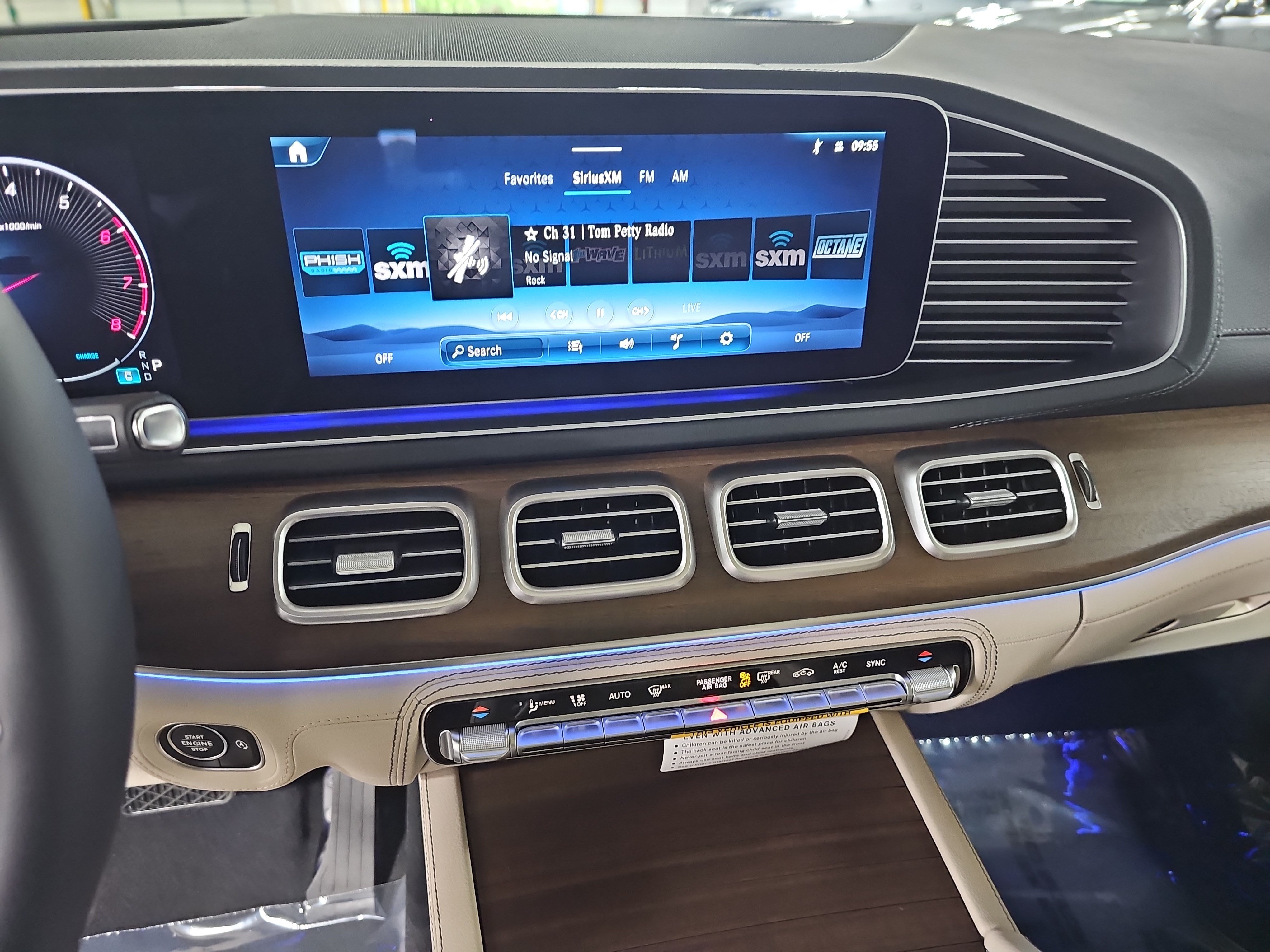 New 2026 Mercedes-Benz GLE 450 4MATIC image 21