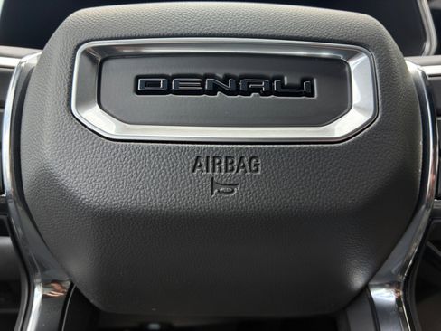 New 2026 GMC Canyon Denali AWD/4WD image 25