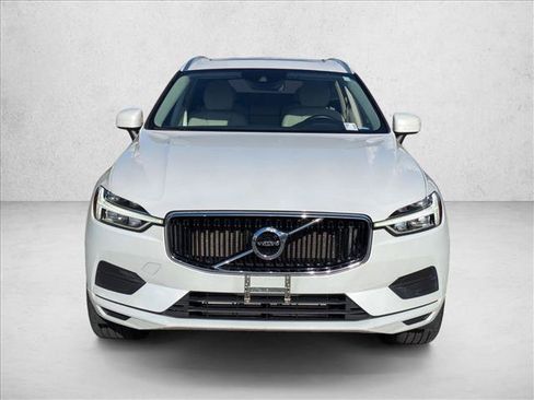 Used 2019 Volvo XC60 T5 Momentum FWD image 2