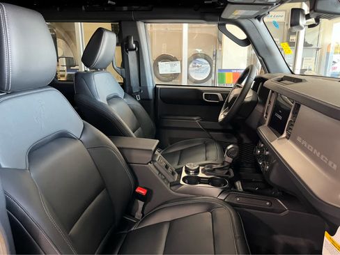 New 2026 Ford Bronco Outer Banks AWD/4WD image 30