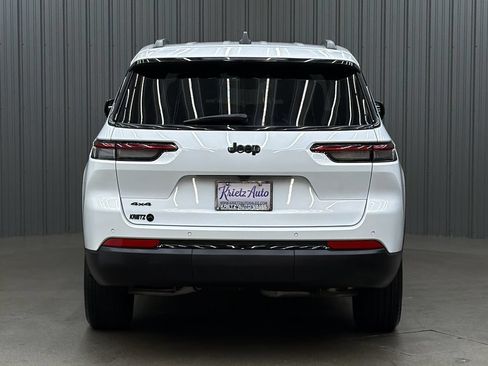 Used 2025 Jeep Grand Cherokee L Altitude AWD/4WD image 4