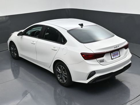 Used 2023 Kia Forte LXS FWD image 41