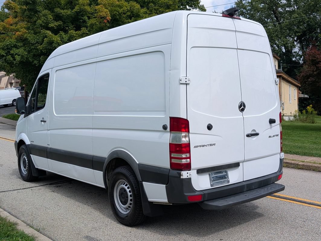 Used 2015 Mercedes-Benz Sprinter 2500 image 6