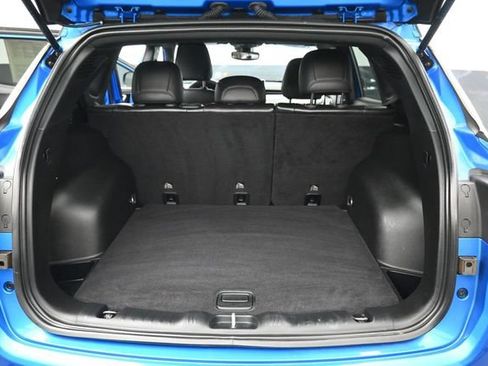 Used 2023 Jeep Compass Limited AWD/4WD image 27