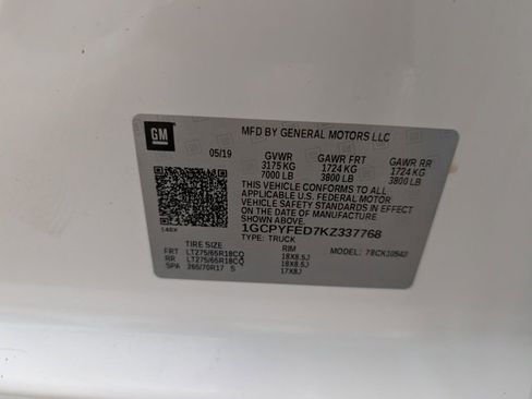 Used 2019 Chevrolet Silverado 1500 LT Trail Boss image 38