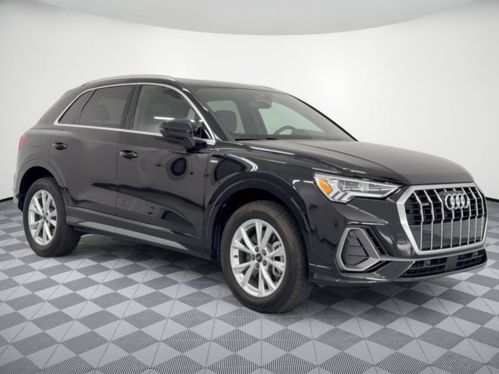 Used 2025 Audi Q3 2.0T Premium AWD/4WD image 7