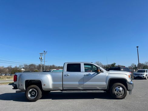 Used 2015 GMC Sierra 3500 SLE w/ SLE Preferred Package image 29