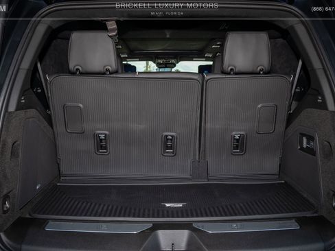 Used 2026 Cadillac Escalade Platinum Sport w/ LPO, ONYX Package AWD/4WD image 10