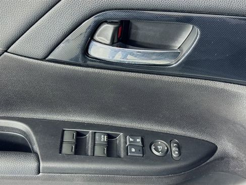 Used 2015 Honda Accord Sport image 20