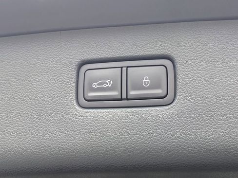 Used 2025 Genesis GV80 3.5T Prestige AWD/4WD image 13