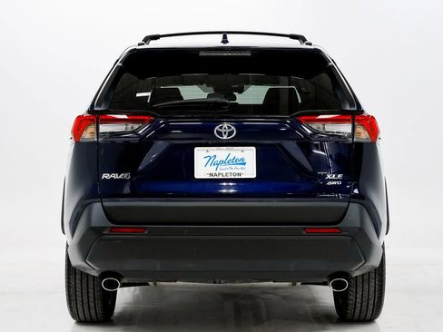 Used 2023 Toyota RAV4 XLE Premium image 30