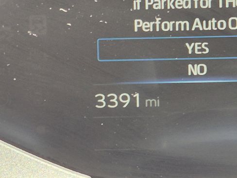 Certified 2026 Toyota Prius Plug-In Hybrid FWD image 28
