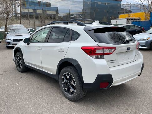 Used 2019 Subaru Crosstrek 2.0i Premium image 4